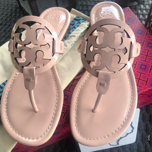 Tory Burch Millers in pink Shell π - Picture 1 of 2